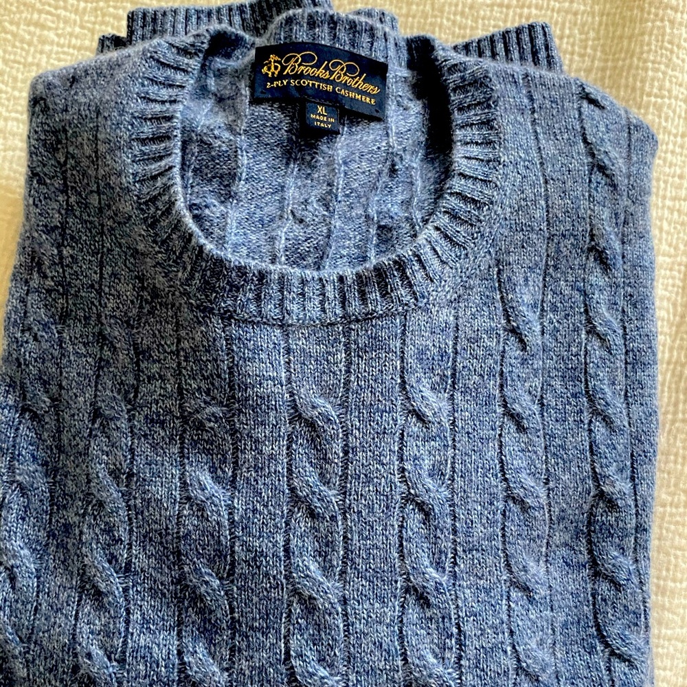 Brooks Brothers Cashmere Blue Long Sleeve Sweater